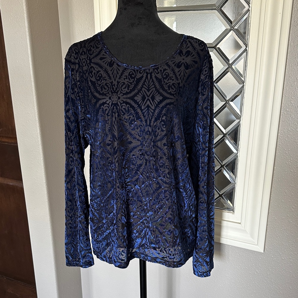 Chic Navy Patterned Women's Blouse